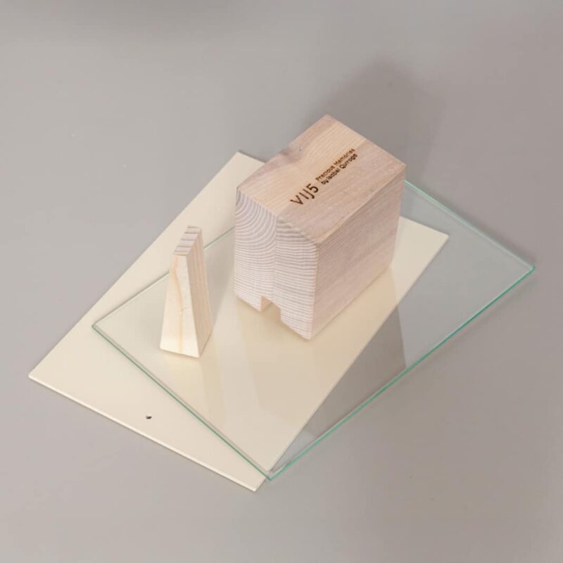 Precious Memories door Isabel Quiroga (image by Vij5 2024) IMG 1323 vierkant Precious Memories door Isabel Quiroga (image by Vij5 2024) IMG 1323 vierkant